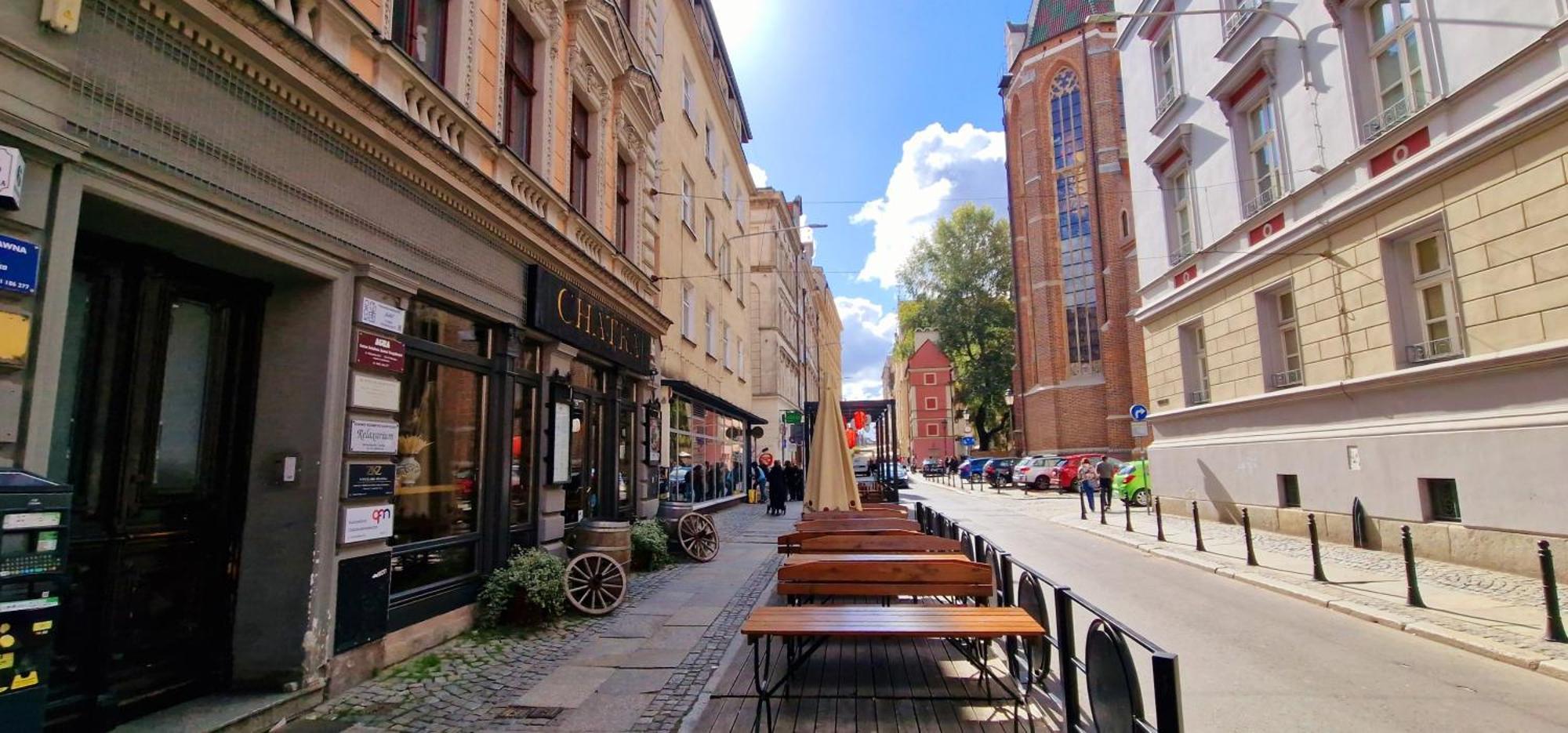 100 Steps From Rynek Apartment - Wroclaw — Photos 3